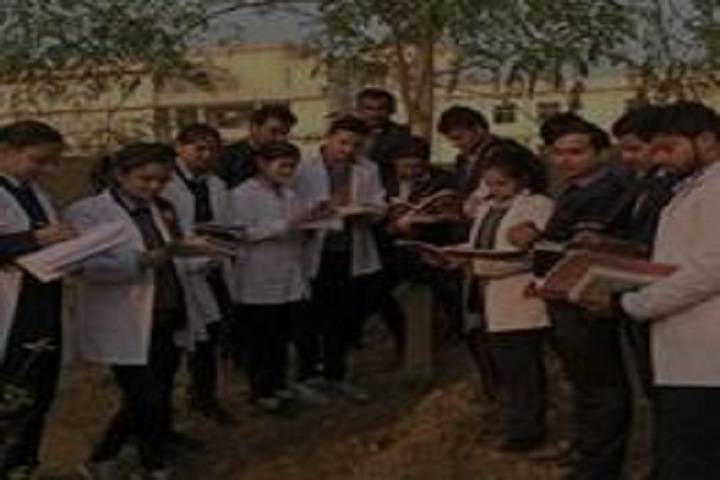 https://cache.careers360.mobi/media/colleges/social-media/media-gallery/19770/2018/12/18/Students of Quadra Institute of Ayurveda Roorkee_Others.JPG
